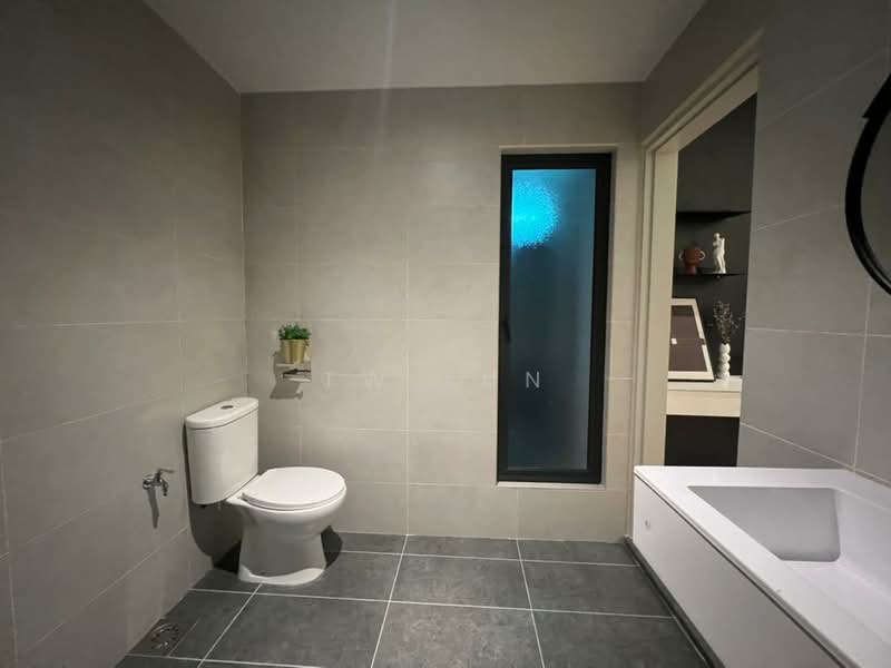 Apartment for Sale at Radium Adesa - Tw Lun - Bathroom - PropertyGuru.com.my