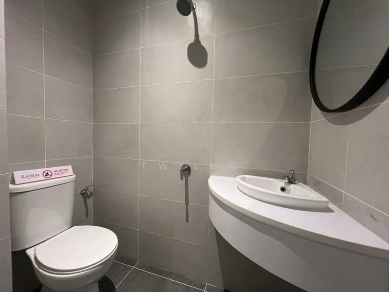 Apartment for Sale at Radium Adesa - Tw Lun - Bathroom - PropertyGuru.com.my