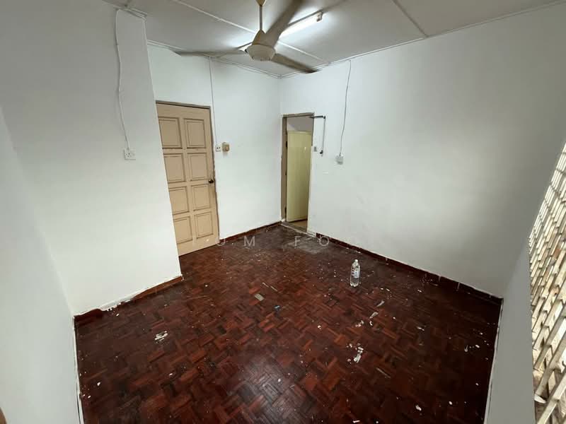 2-storey Terraced House for Sale in Taman Bukit Katil Indah (Bukit Katil) - Tom Foo - Interior - PropertyGuru.com.my