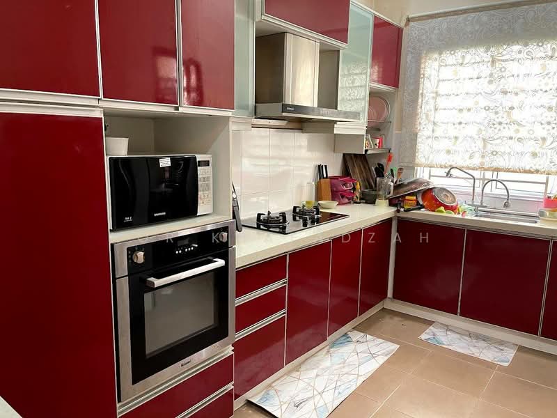 Terraced House for Rent in Shah Alam (Selangor) - Nor Khafadzah - Kitchen - PropertyGuru.com.my