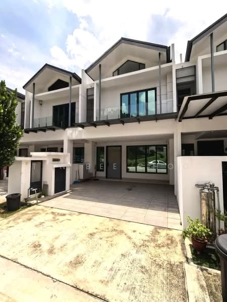 Rumah Teres 2 Tingkat untuk Dijual di Puchong (Selangor) - Tan Bee Choo - Exterior - PropertyGuru.com.my