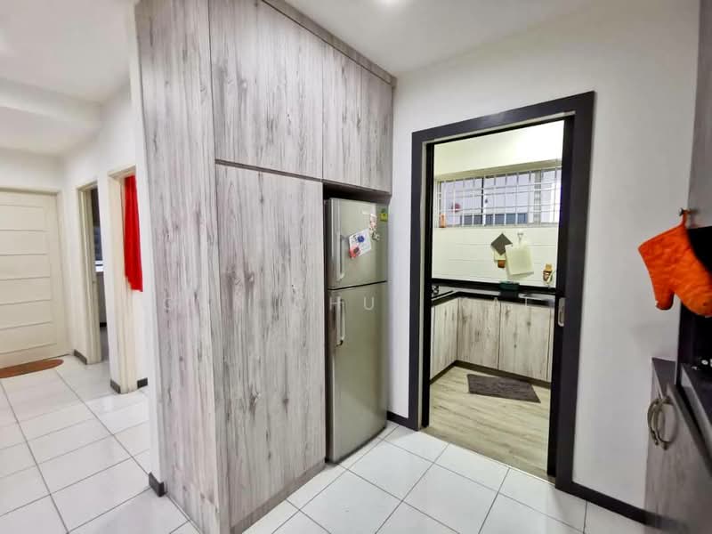 Pangsapuri untuk Disewa di Desa Bukit Dumbar - Gan Chun Kai - Kitchen - PropertyGuru.com.my