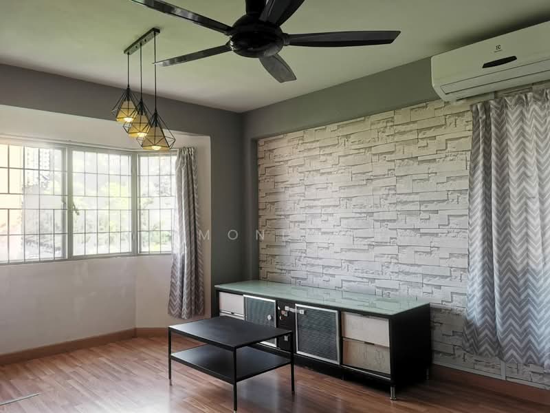 Pangsapuri untuk Disewa di Aman Dua - Raymond Siew - Living Room - PropertyGuru.com.my