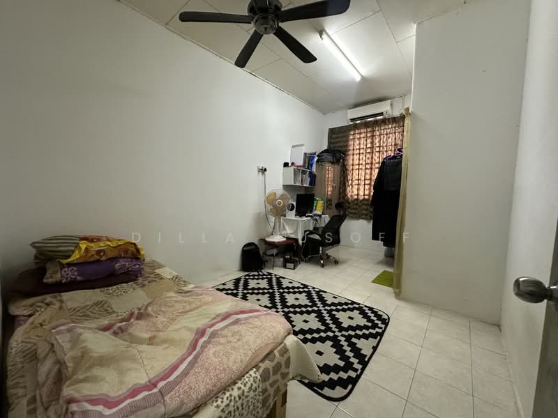 Rumah Teres 2 Tingkat untuk Dijual di Senawang (Negeri Sembilan) - DILLA YUSOFF - Bedroom - PropertyGuru.com.my
