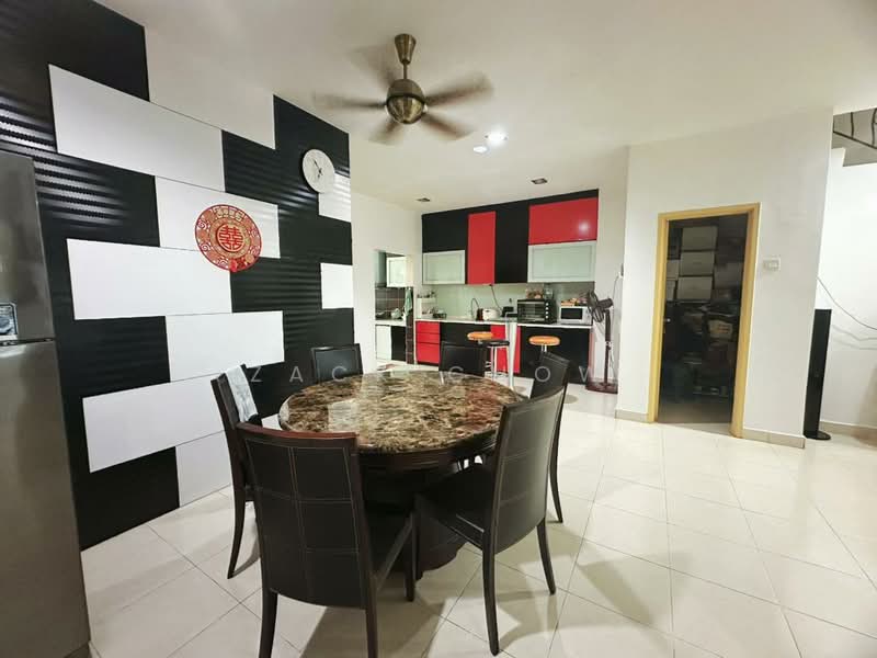 2-storey Terraced House for Sale in Taman Bestari Indah (Ulu Tiram) - Zack Chow - Kitchen - PropertyGuru.com.my