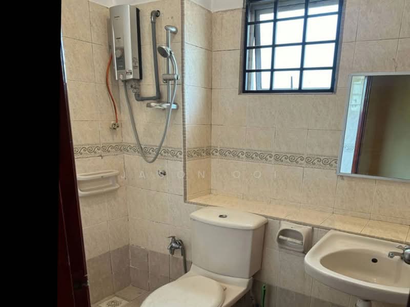 2-storey Terraced House for Sale in Putra Bestari (Subang Jaya) - Jason Ooi - Bathroom - PropertyGuru.com.my