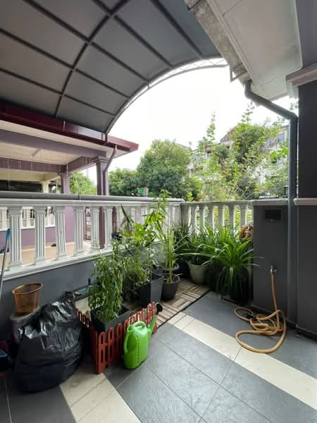2-storey Terraced House for Sale in Taman Wangsa (Klang) - Firdaus Hamidun - Balcony - PropertyGuru.com.my