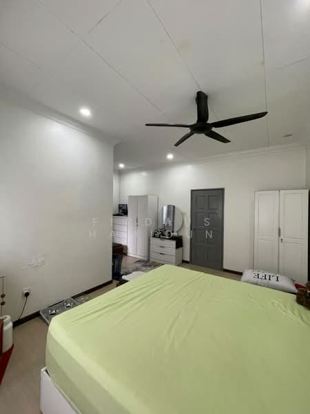2-storey Terraced House for Sale in Taman Wangsa (Klang) - Firdaus Hamidun - Bedroom - PropertyGuru.com.my