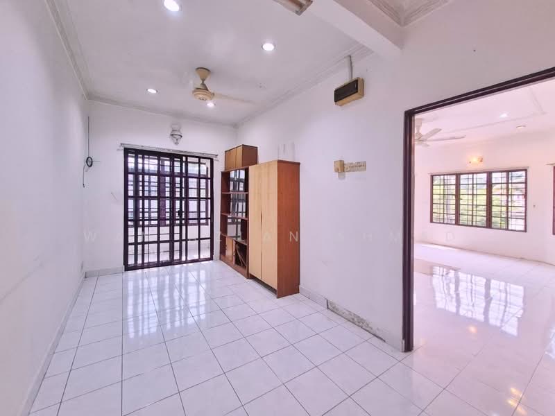 2-storey Terraced House for Sale in Seksyen 7 (Kota Damansara) - Wan Azlan Ahmad - PropertyGuru.com.my