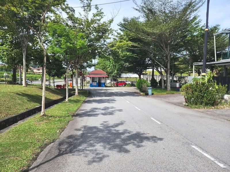 Rumah Bandar untuk Dijual di Taman Saujana Suria (Kajang) - Jovie Lee - Exterior - PropertyGuru.com.my