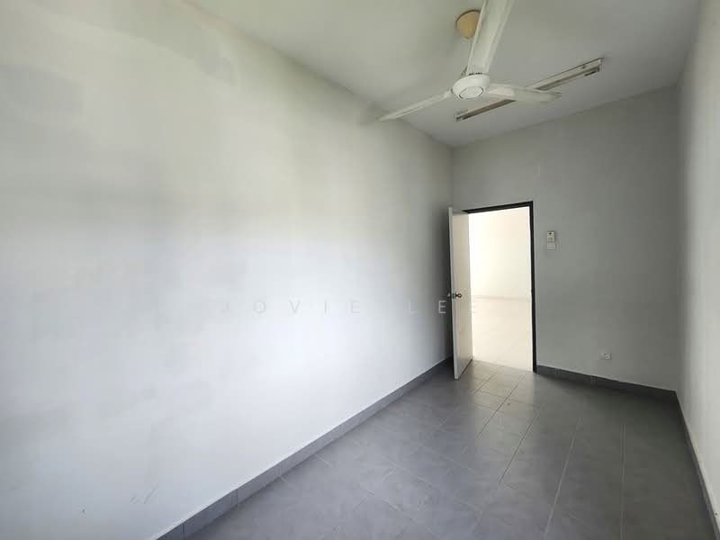 Rumah Bandar untuk Dijual di Taman Saujana Suria (Kajang) - Jovie Lee - Interior - PropertyGuru.com.my