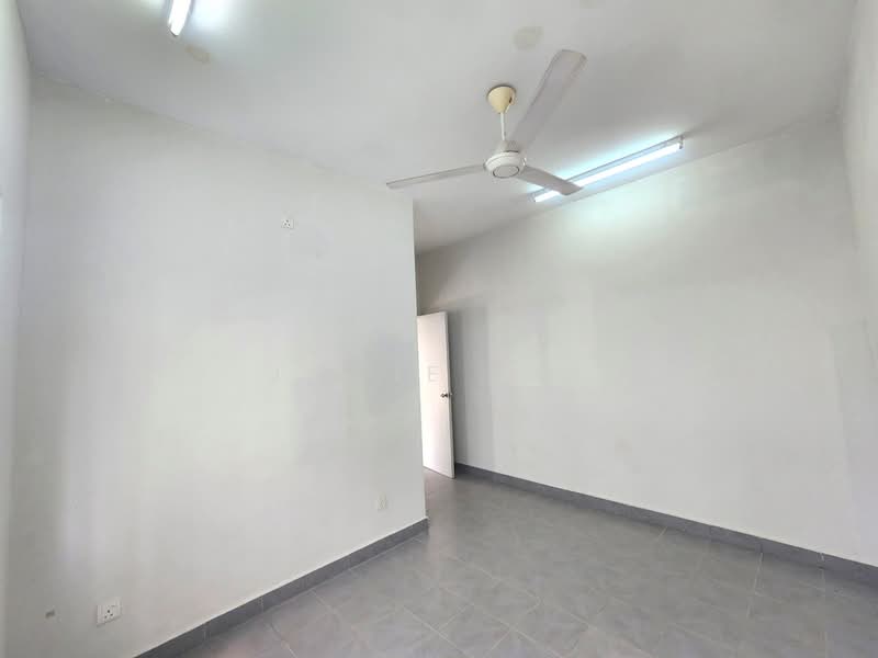 Rumah Bandar untuk Dijual di Taman Saujana Suria (Kajang) - Jovie Lee - Interior - PropertyGuru.com.my