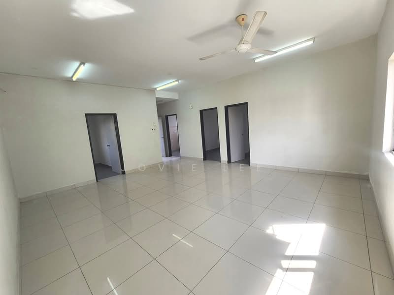 Rumah Bandar untuk Dijual di Taman Saujana Suria (Kajang) - Jovie Lee - Interior - PropertyGuru.com.my