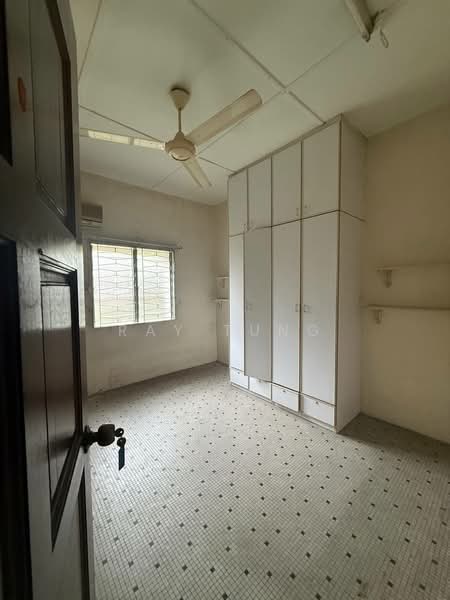 Rumah Banglo untuk Dijual di Johor Bahru (Johor) - Ray Tung - Bedroom - PropertyGuru.com.my