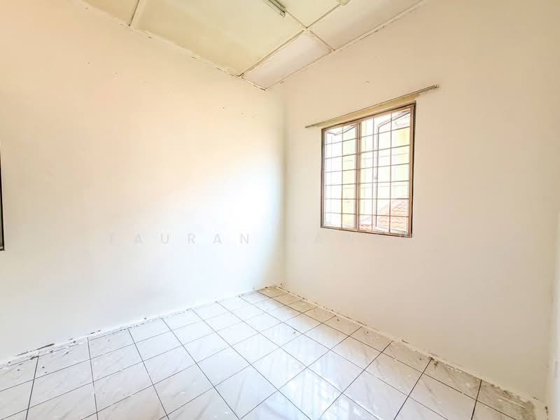 2-storey Terraced House for Sale in Seksyen 13 (Shah Alam) - Fauran Nawawi - PropertyGuru.com.my