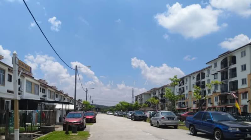 Rumah Teres 2 Tingkat untuk Dijual di Rawang (Selangor) - Fifi Natasya - Exterior - PropertyGuru.com.my