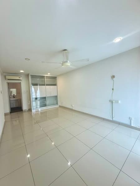 Apartment for Sale at D'Ambience Residences (Pangsapuri Ikatan Flora) - James Bong - Interior - PropertyGuru.com.my