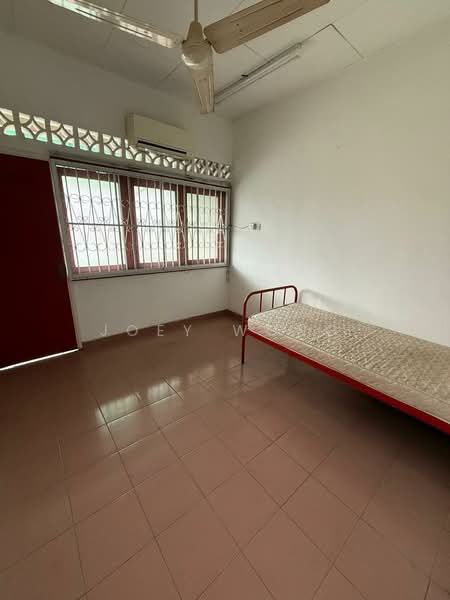 Rumah Teres 2 Tingkat untuk Dijual di Kawasan 6, Taman Gembira Baru (Klang) - Joey Wong - Bedroom - PropertyGuru.com.my