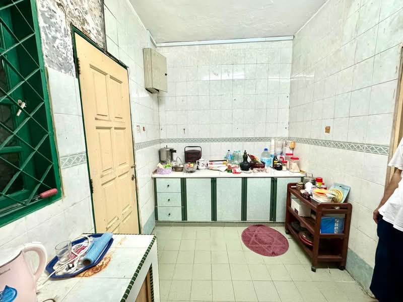 Rumah Banglo untuk Dijual di Keramat (Kuala Lumpur) - Ibrahim Iderus - Kitchen - PropertyGuru.com.my