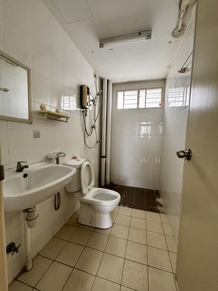 Apartment for Rent at Seri Jati - Areen Tan - Bathroom - PropertyGuru.com.my
