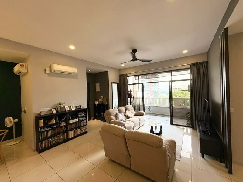 Kondominium untuk Disewa di Logan Residency (Logan Mansion) - Poey Eugene - Living Room - PropertyGuru.com.my