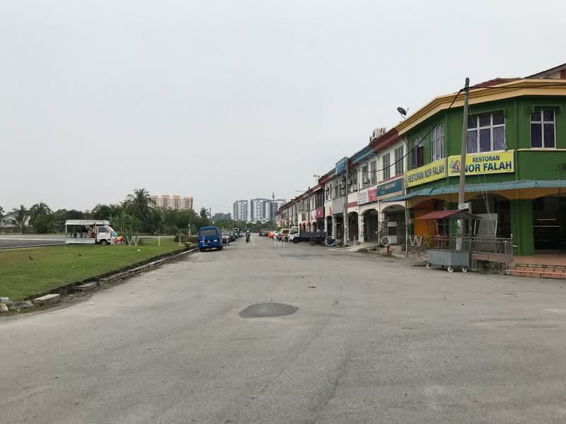 Kedai untuk Dijual di Bandar Rinching (Semenyih) - William Chow - Exterior - PropertyGuru.com.my