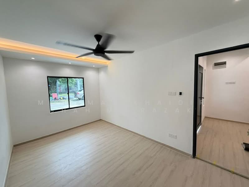 Tanah Kediaman untuk Dijual di Kluang (Johor) - Mohamad Khaidir Shah Md Razak - Interior - PropertyGuru.com.my