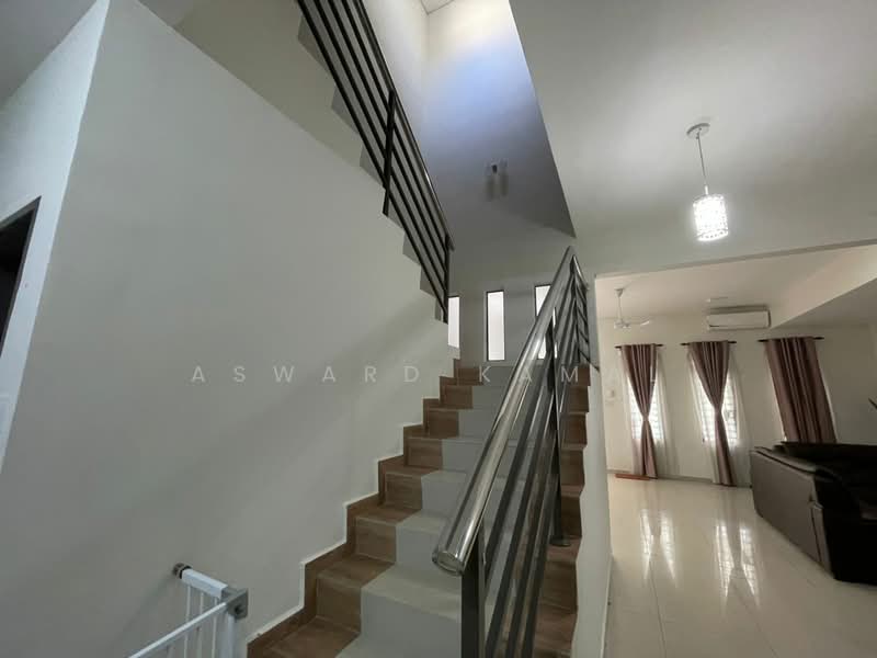 Rumah Teres 2 Tingkat untuk Dijual di Taman Nusa Intan (Senawang) - Asward Kamal - Living Room - PropertyGuru.com.my