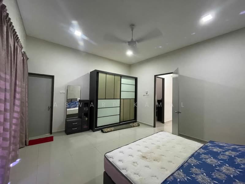 Rumah Teres 2 Tingkat untuk Dijual di Taman Nusa Intan (Senawang) - Asward Kamal - Bedroom - PropertyGuru.com.my