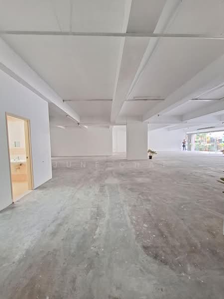 Shop for Rent in KL City Centre (Kuala Lumpur) - June Chai - Interior - PropertyGuru.com.my