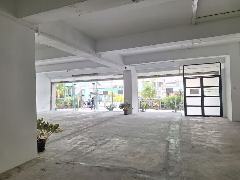 Shop for Rent in KL City Centre (Kuala Lumpur) - June Chai - Interior - PropertyGuru.com.my