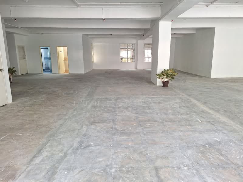 Shop for Rent in KL City Centre (Kuala Lumpur) - June Chai - Interior - PropertyGuru.com.my
