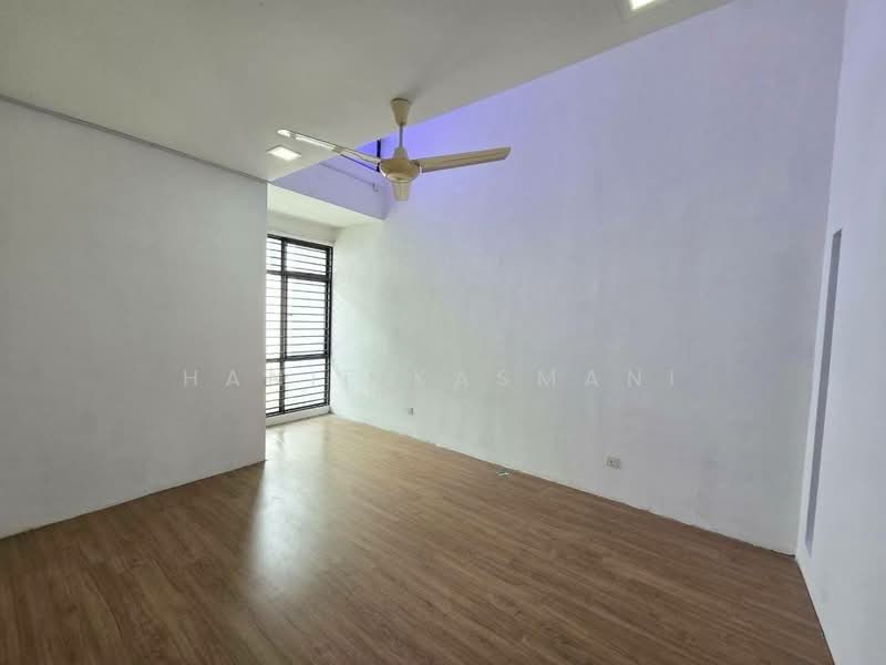 2-storey Terraced House for Sale in Laman Glenmarie (Shah Alam) - Hanif Kasmani - PropertyGuru.com.my