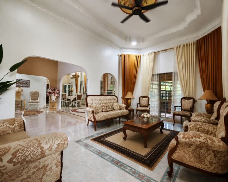 Rumah Teres 1 Tingkat untuk Dijual di Seksyen 24 (Shah Alam) - Jim Ling - Living Room - PropertyGuru.com.my