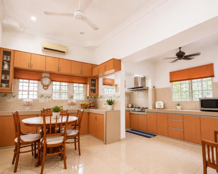 Rumah Teres 1 Tingkat untuk Dijual di Seksyen 24 (Shah Alam) - Jim Ling - Kitchen - PropertyGuru.com.my