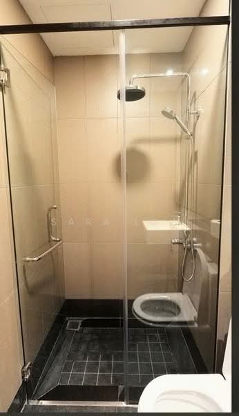 Service Residence for Sale at Bloomsvale Menara Vista Petaling - Sara Low - Bathroom - PropertyGuru.com.my