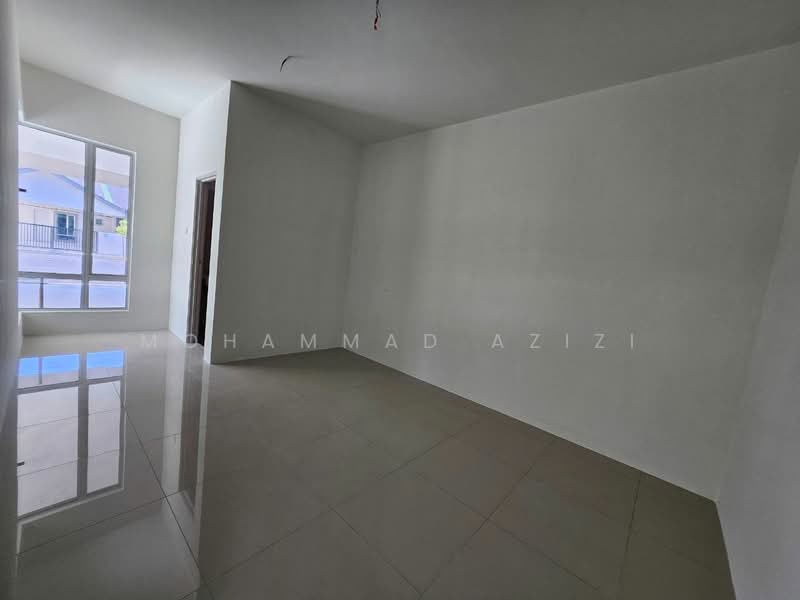 1-storey Terraced House for Sale in Taman Indera Mahkota (Kuantan) - Mohammad Azizi - PropertyGuru.com.my