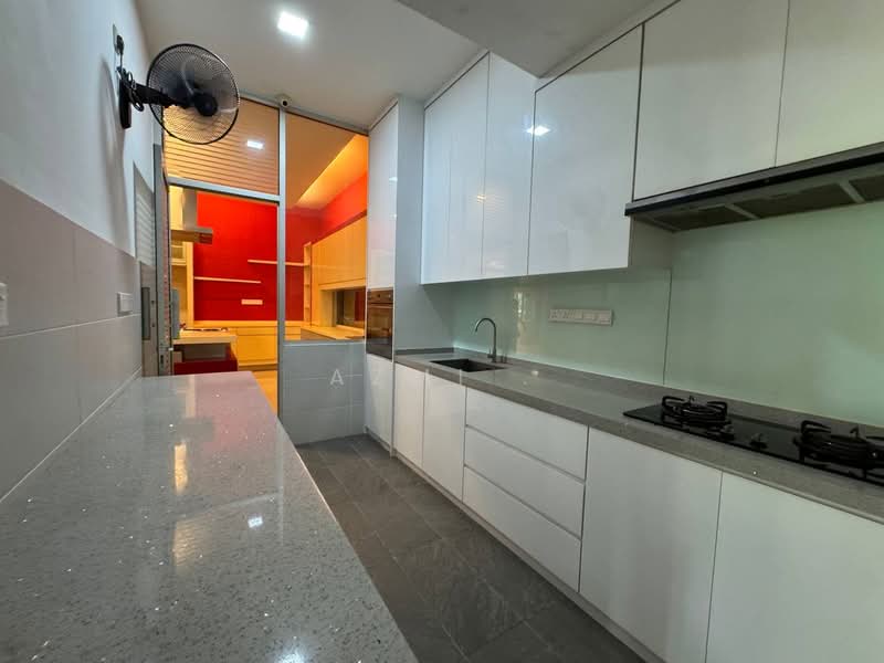 Rumah Berkembar untuk Dijual di Seksyen 13 (Shah Alam) - Azmi . - Kitchen - PropertyGuru.com.my