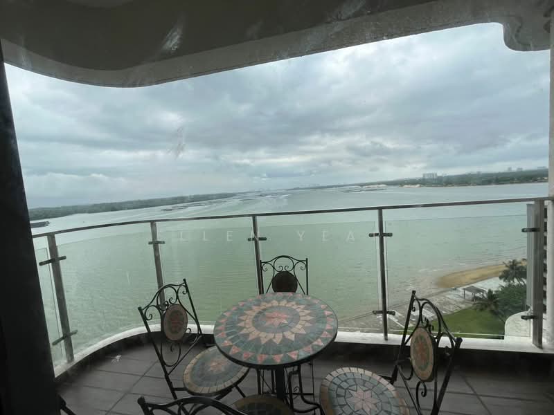 Condominium for Rent at Bay Laurel @ Country Garden Danga Bay - Ellen Yeap - Balcony - PropertyGuru.com.my