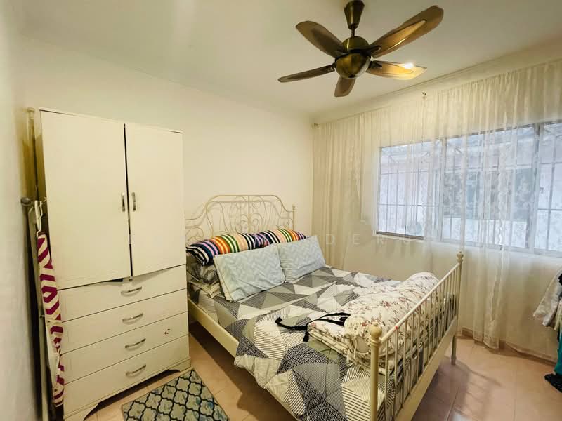 2-storey Terraced House for Sale in Batu Caves (Selangor) - Ibrahim Iderus - Bedroom - PropertyGuru.com.my