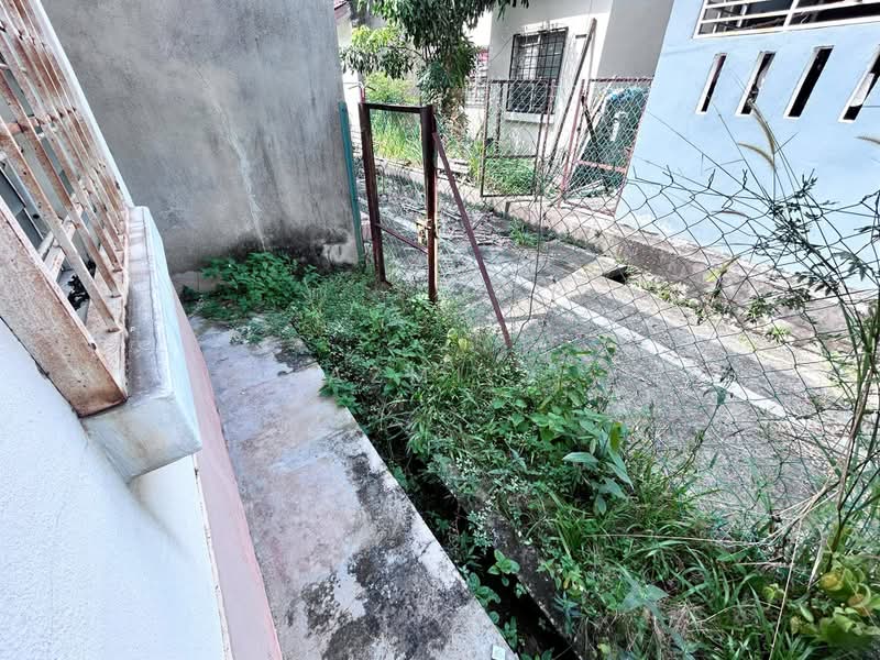 1-storey Terraced House for Sale in Alam Suria (Puncak Alam) - Azmi . - PropertyGuru.com.my