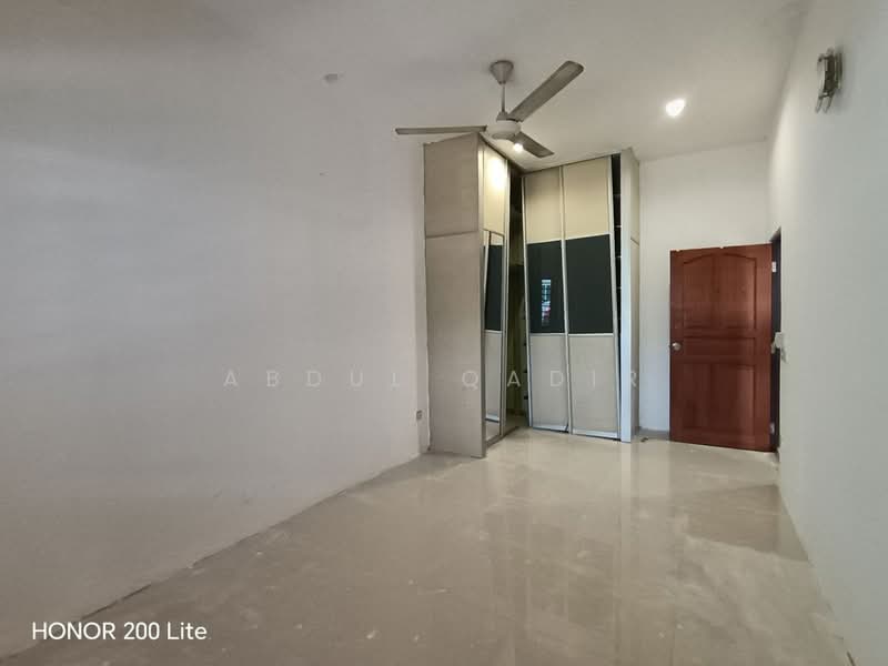 Rumah Teres 1 Tingkat untuk Dijual di Taman Sri Serdang (Seri Kembangan) - Abdul Qadir - PropertyGuru.com.my
