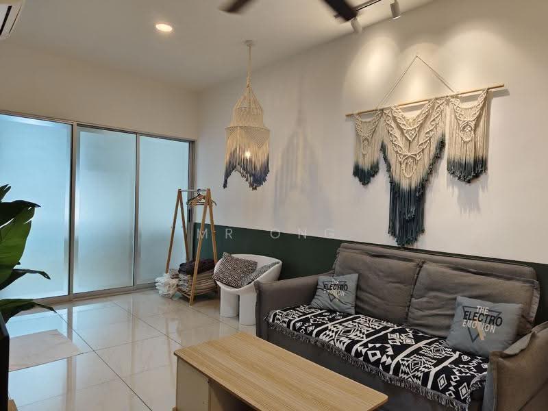 Service Residence for Sale at Manhattan Suites @ ITCC - Mr Ong - PropertyGuru.com.my