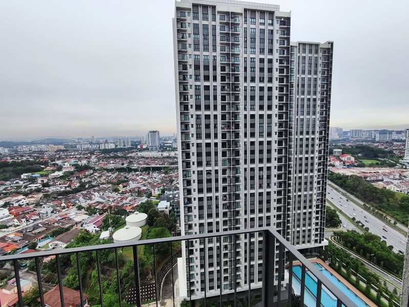 Kediaman Servis untuk Dijual di M Oscar - Amy Chin - Exterior - PropertyGuru.com.my