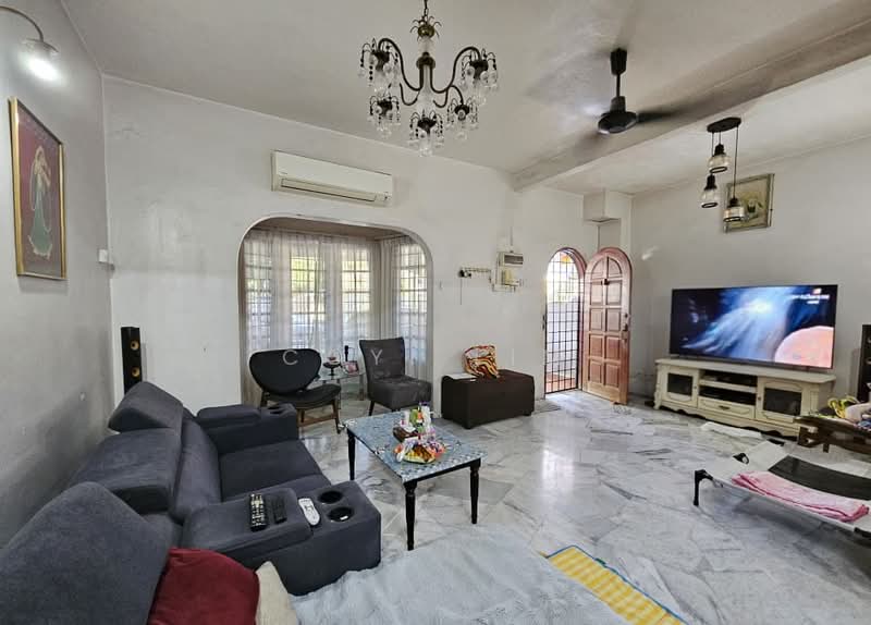 2-storey Terraced House for Rent in Pandan Indah (Ampang) - Coyi Lim - Living Room - PropertyGuru.com.my