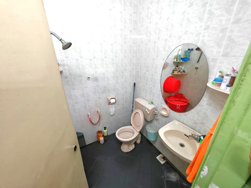 2-storey Terraced House for Sale in Bandar Baru Salak Tinggi (Sepang) - Abdul Qadir - PropertyGuru.com.my