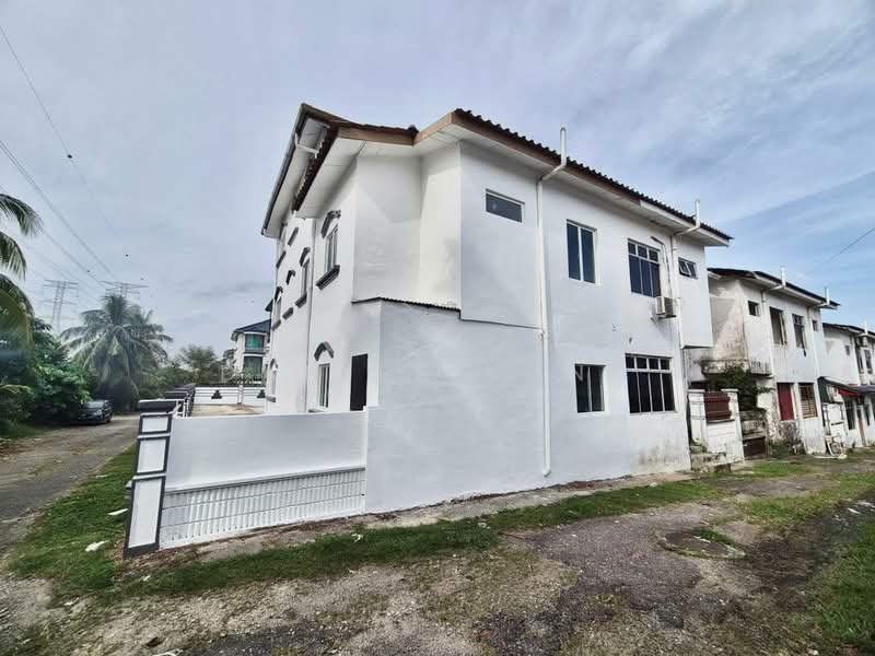Rumah Teres 2.5 Tingkat untuk Dijual di Taman Pulai Utama (Skudai) - Daniel Yong - Exterior - PropertyGuru.com.my