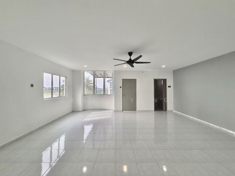 Rumah Teres 2.5 Tingkat untuk Dijual di Taman Pulai Utama (Skudai) - Daniel Yong - Living Room - PropertyGuru.com.my