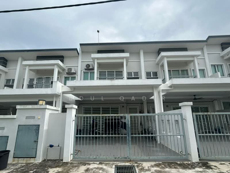 Rumah Teres 2 Tingkat untuk Dijual di Dengkil (Selangor) - Abdul Qadir - PropertyGuru.com.my