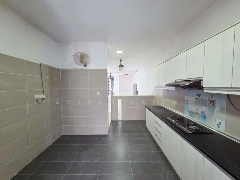 2-storey Terraced House for Sale in Laman Glenmarie (Shah Alam) - Adibah Salim - Kitchen - PropertyGuru.com.my